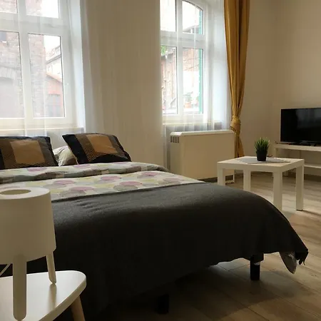 Apartment Yellow Studio *